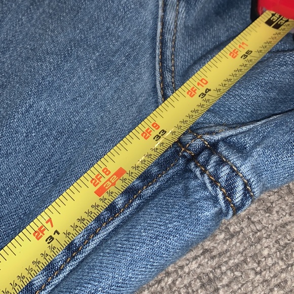 Tommy Bahama Jeans - Picture 10 of 10